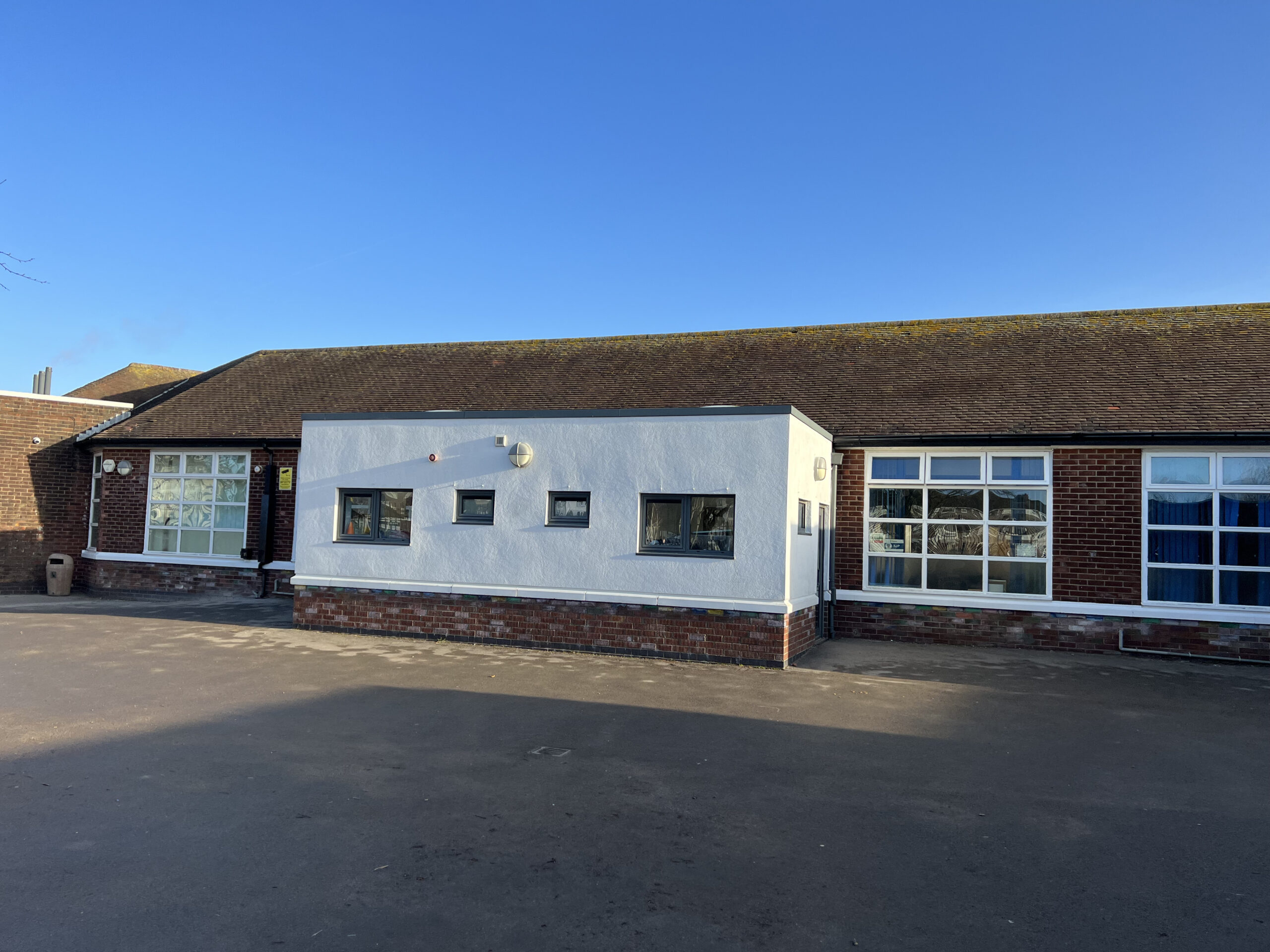Flake fleet Primary school (Fleetwood) (Sandtoft 20/20 Clay tile)